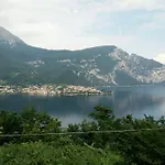 Casa *